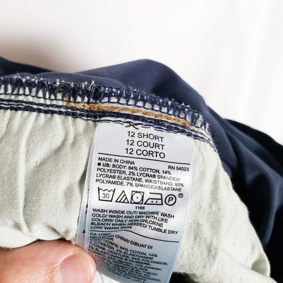 OLD NAVY maternity full panel bootcut jeans - Picture 6 of 7